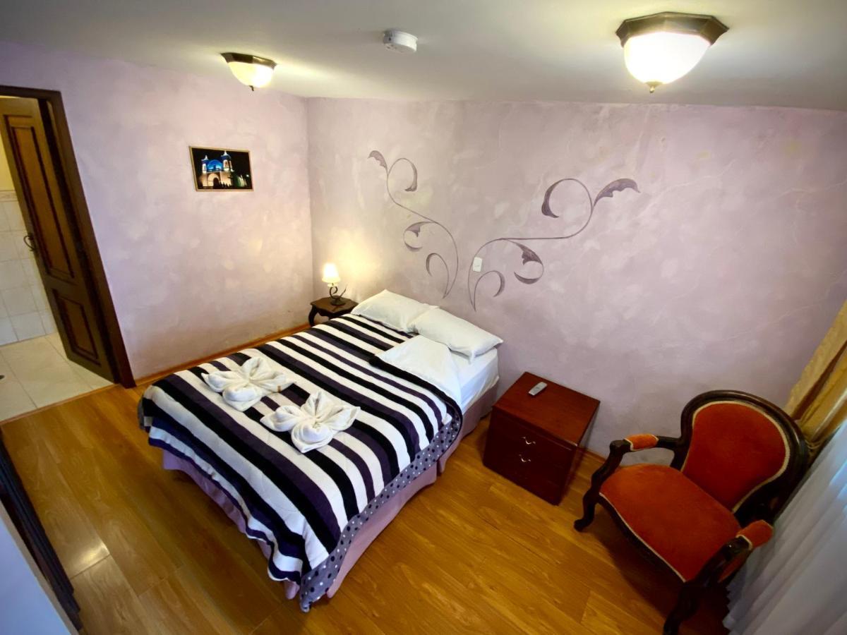Golden Rest Latacunga Otel Dış mekan fotoğraf