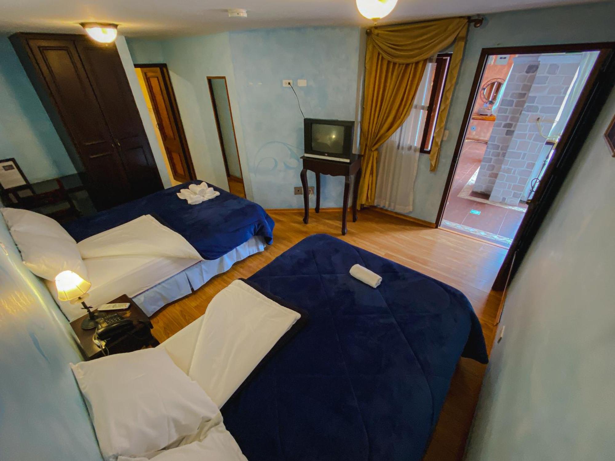 Golden Rest Latacunga Otel Dış mekan fotoğraf